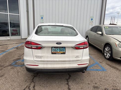 Used 2019 Ford Fusion SE FWD image 6