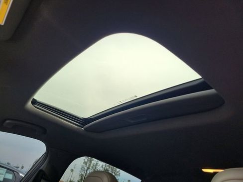 Used 2025 Buick Envista Avenir image 25