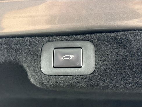 Used 2018 Lexus LS 500 w/ Interior Upgrade Package RWD image 43