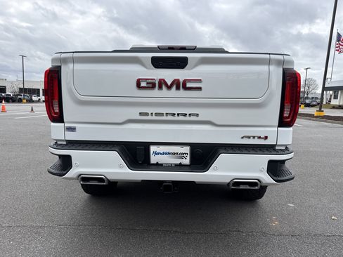 Used 2021 GMC Sierra 1500 AT4 w/ AT4 Premium Package image 9