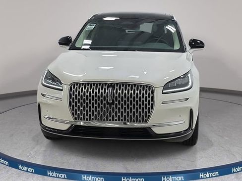 Used 2023 Lincoln Corsair AWD w/ Equipment Group 101A image 2
