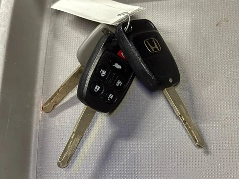 Used 2013 Honda Odyssey EX-L image 36