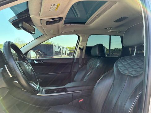 Used 2021 Hyundai Palisade Limited w/ Winter Package AWD/4WD image 5