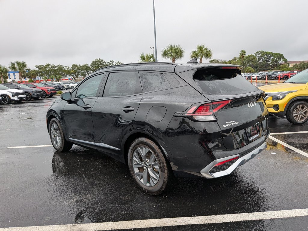 Certified 2023 Kia Sportage SX FWD image 7