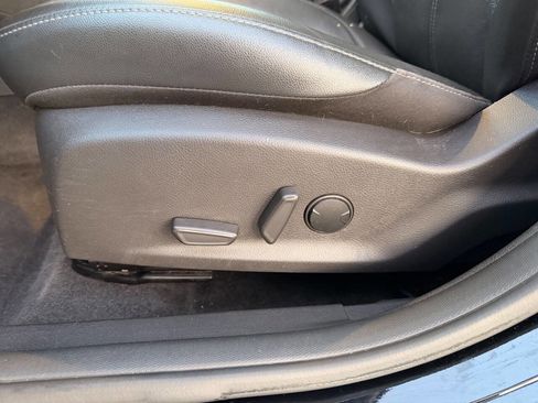 Used 2017 Ford Focus Titanium image 11