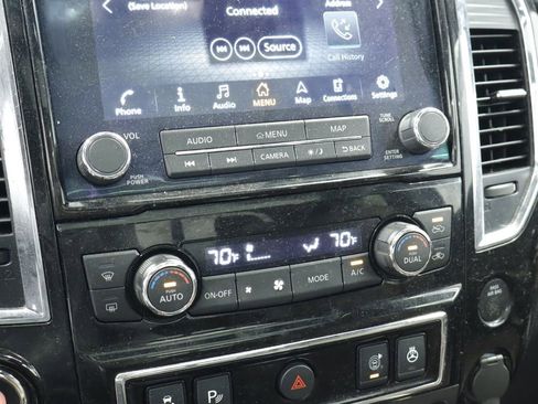 Used 2024 Nissan Titan Platinum Reserve w/ Moonroof Package AWD/4WD image 39