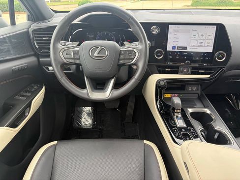 Used 2023 Lexus NX 350 AWD image 17