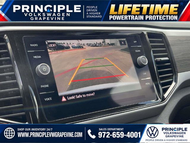 Used 2023 Volkswagen Atlas SE w/ Panoramic Sunroof Package FWD image 19