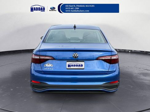 Used 2024 Volkswagen Jetta S image 5