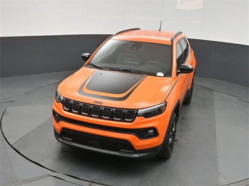 New 2026 Jeep Compass Latitude image 35