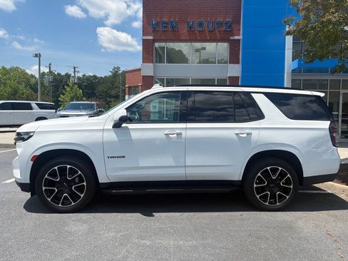 Used 2024 Chevrolet Tahoe RST w/ Luxury Package AWD/4WD image 2