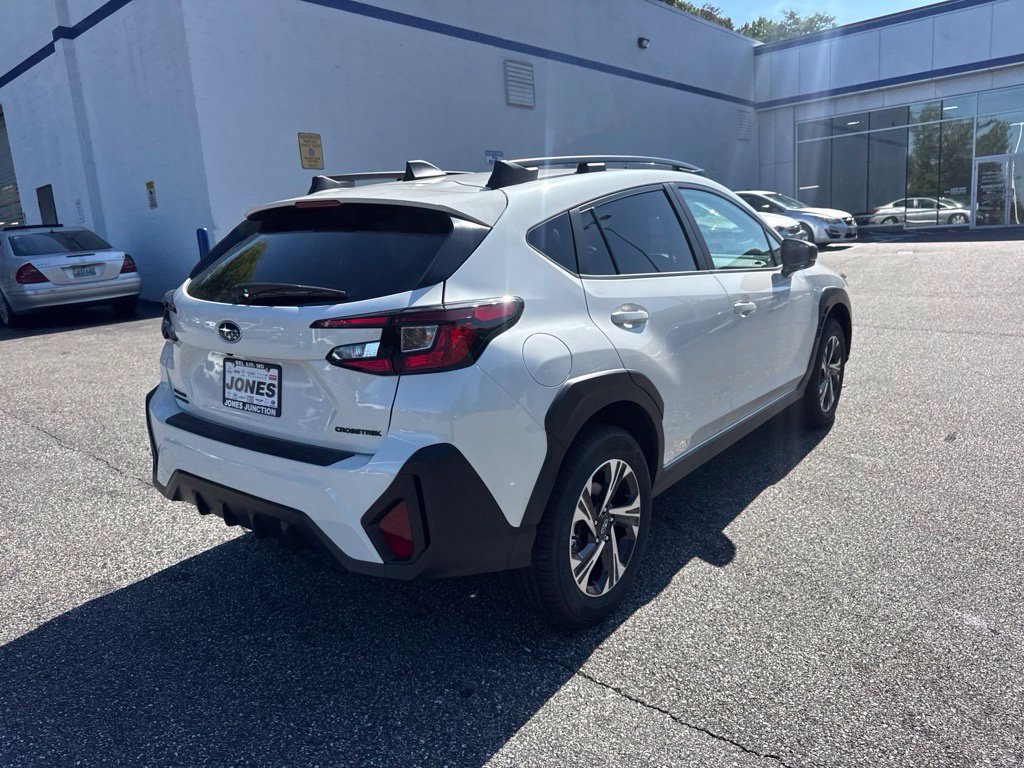 Used 2026 Subaru Crosstrek 2.5i Premium AWD/4WD image 5