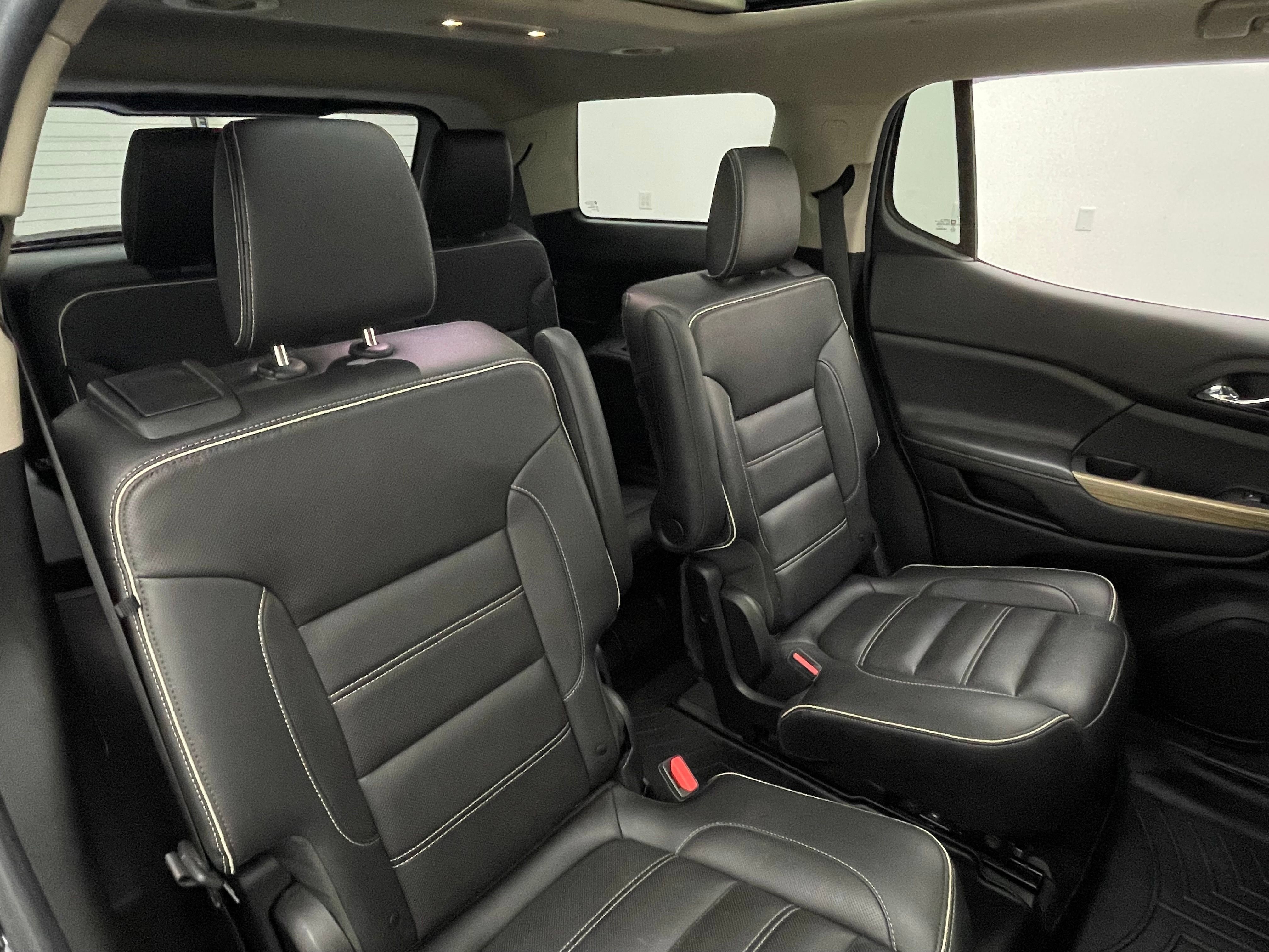 Used 2019 GMC Acadia Denali w/ Technology Package AWD/4WD image 37