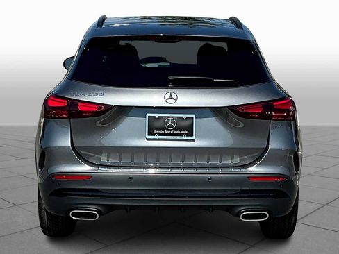 Used 2026 Mercedes-Benz GLA 250 image 4