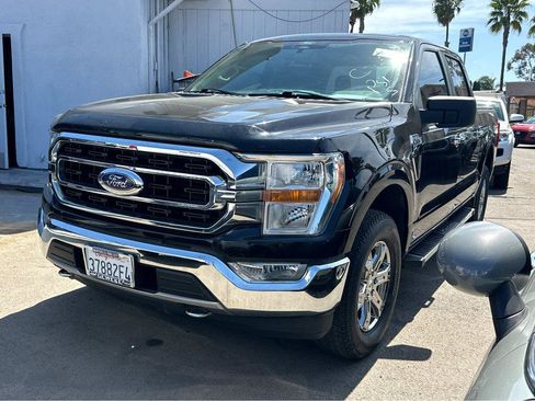 Used 2021 Ford F150 XLT w/ XTR Package AWD/4WD image 4