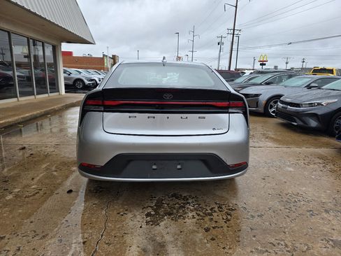 Used 2024 Toyota Prius Limited image 7