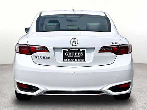 Used 2016 Acura ILX FWD image 6