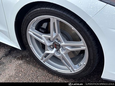 Used 2024 Chevrolet Corvette Stingray Preferred Cpe w/ Z51 Performance Package image 10