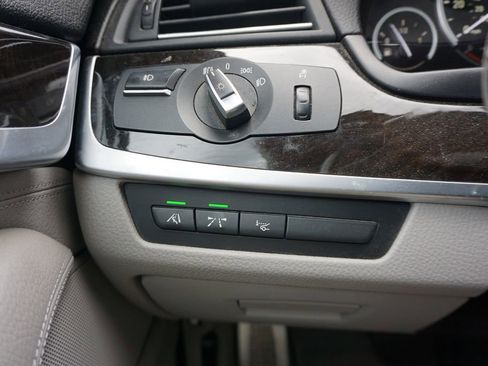 Used 2012 BMW 535i Sedan image 4