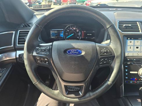 Used 2018 Ford Explorer Sport w/ Equipment Group 401A AWD/4WD image 7
