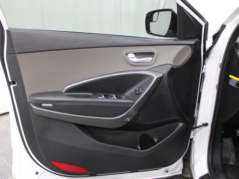 Used 2017 Hyundai Santa Fe Sport w/ 2.4L Value Package 06 image 6