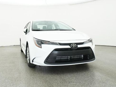 New 2026 Toyota Corolla LE image 30