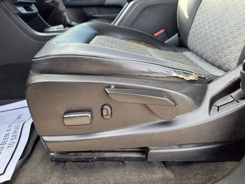 Used 2015 Chevrolet Colorado Z71 image 10