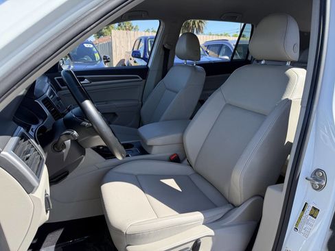 Used 2018 Volkswagen Atlas SE FWD image 12