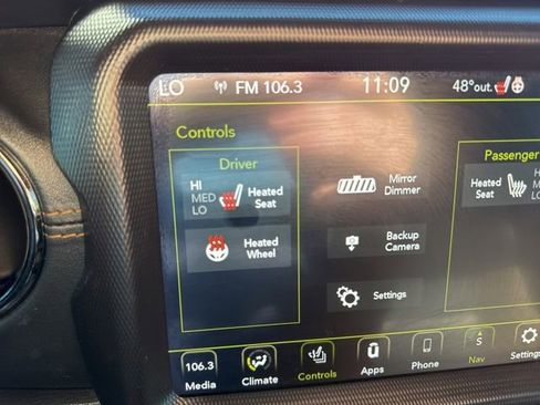 Used 2020 Jeep Wrangler Unlimited Sahara image 19