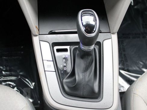 Used 2018 Hyundai Elantra SEL image 23