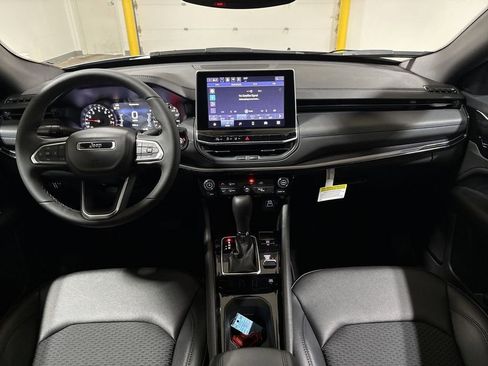 New 2026 Jeep Compass Latitude AWD/4WD image 10