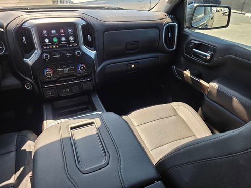 Used 2022 Chevrolet Silverado 1500 RST image 13