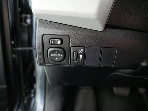 Used 2016 Toyota Corolla LE FWD image 26