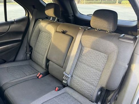 Used 2022 Chevrolet Equinox LT image 26