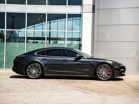 Used 2017 Porsche Panamera Turbo AWD/4WD image 6