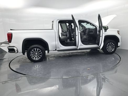 Used 2021 GMC Sierra 1500 AT4 w/ AT4 Premium Package AWD/4WD image 81