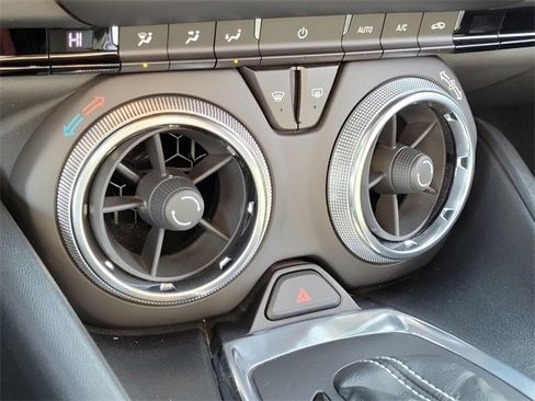 Used 2018 Chevrolet Camaro LT w/ RS Package image 17