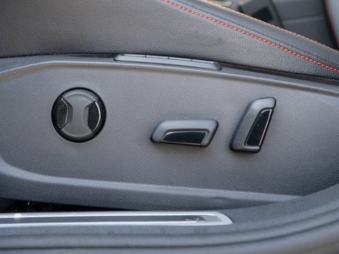 Certified 2025 Volkswagen Jetta GLI Autobahn image 20