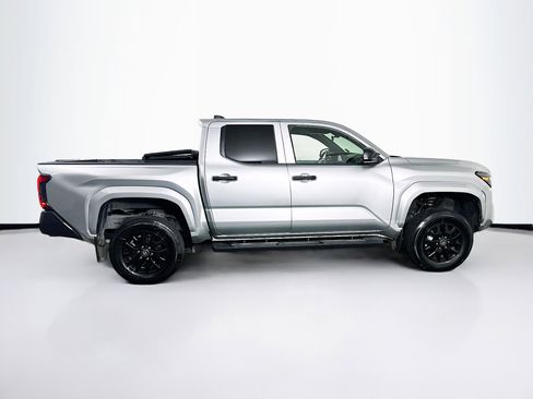 Used 2024 Toyota Tacoma SR image 10