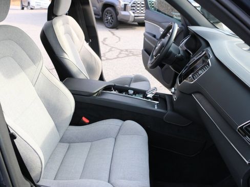 Used 2021 Volvo XC90 T8 Inscription image 29