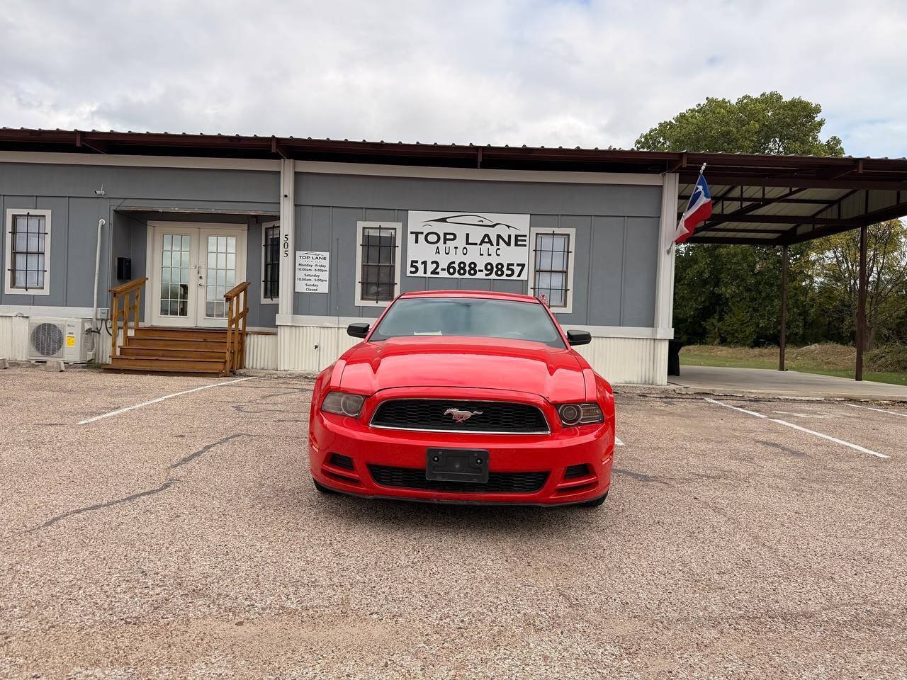 Used 2014 Ford Mustang Coupe RWD image 3