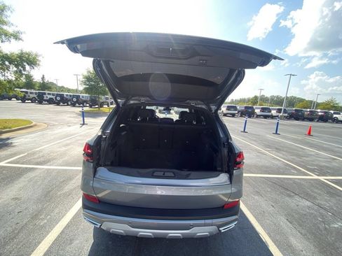 Used 2024 BMW X5 xDrive40i AWD/4WD image 28