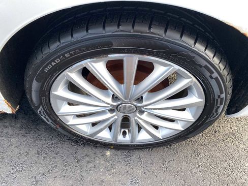 Used 2012 Volkswagen Jetta SE image 32