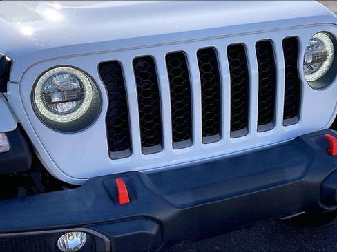 Used 2023 Jeep Gladiator Mojave AWD/4WD image 31