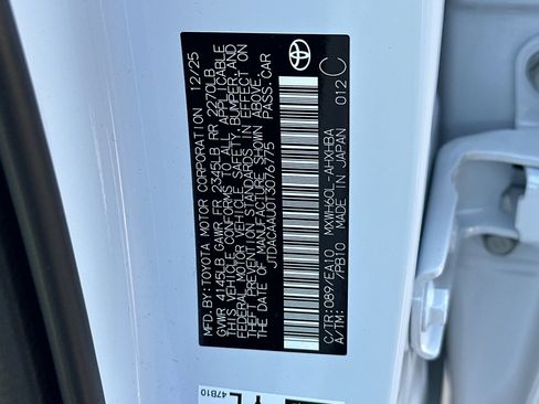 New 2026 Toyota Prius Limited image 34