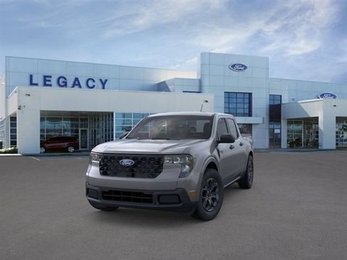 New 2026 Ford Maverick XLT w/ Equipment Group 301A AWD/4WD image 2