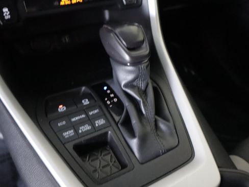 Used 2023 Toyota RAV4 XLE w/ Convenience Package AWD/4WD image 18