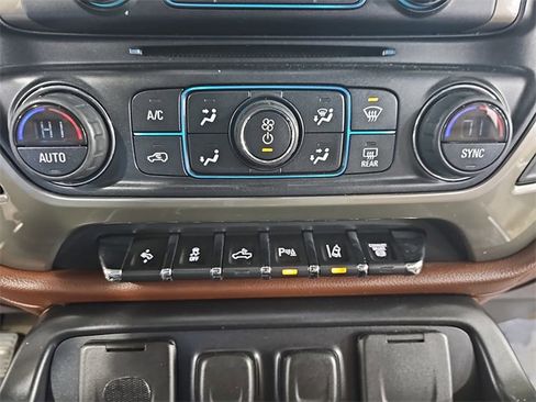 Used 2015 Chevrolet Silverado 3500 High Country w/ Duramax Plus Package image 19