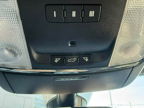 Used 2018 Jeep Grand Cherokee Laredo AWD/4WD image 37