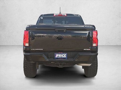 Used 2024 Chevrolet Colorado ZR2 w/ ZR2 Convenience Package III AWD/4WD image 7